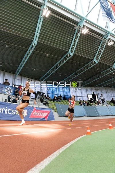 Athletinnen im Glaspalast Sindelfingen