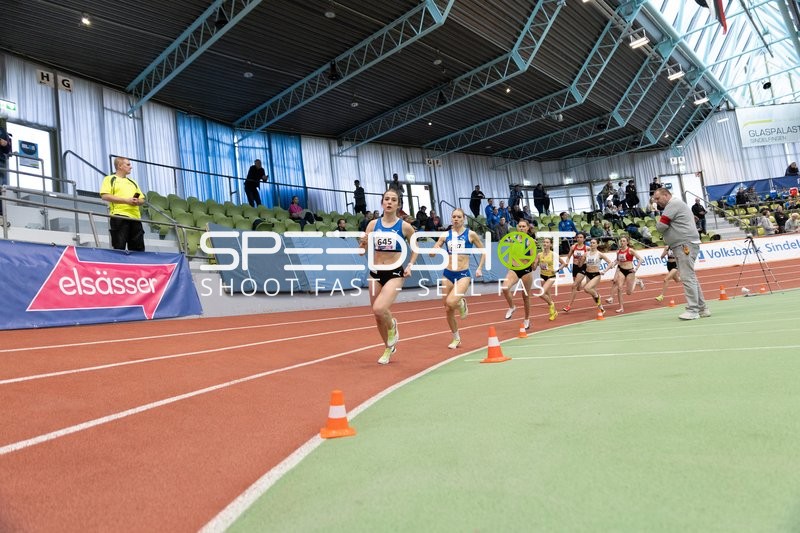 Läuferinnen im Glaspalast Sindelfingen