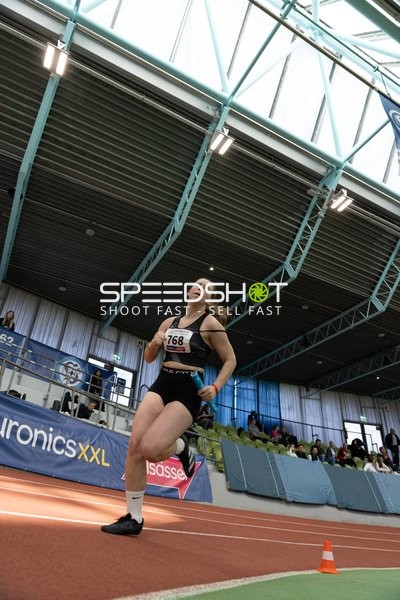 Athletin beim Hochsprung