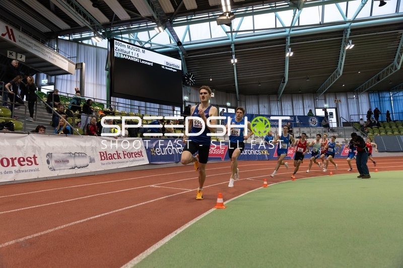 800m Rennen im Glaspalast Sindelfingen