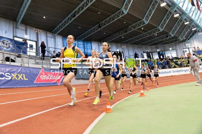 Läuferinnen im Glaspalast Sindelfingen