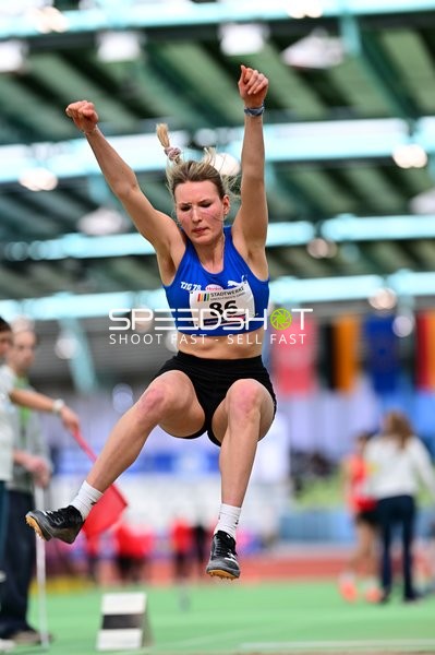 Startnummer 86 beim Weitsprung