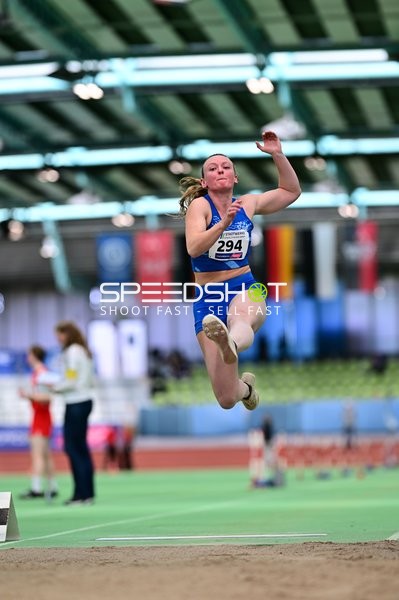 Startnummer 294 beim Weitsprung