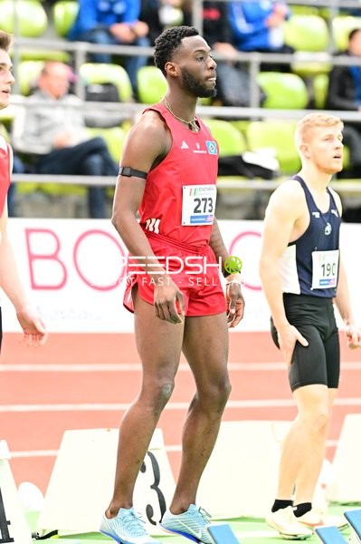 Athlet mit Startnummer 273 im Glaspalast