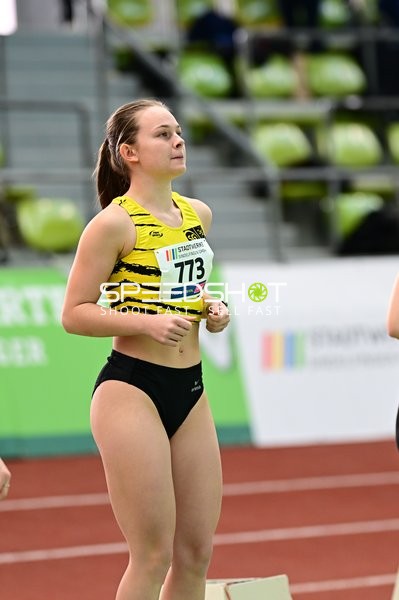 Athletin mit Startnummer 773 im Glaspalast