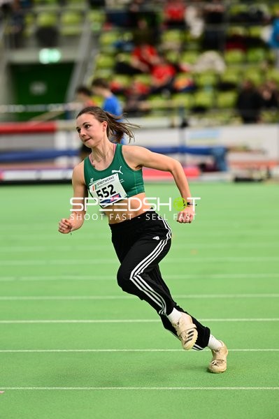 Startnummer 552 sprintet im Glaspalast