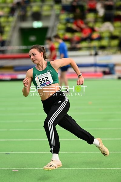 Startnummer 552 sprintet im Glaspalast