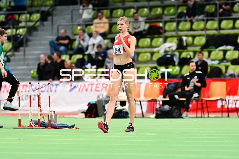 Startnummer 228 beim Gehen