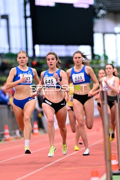 Läuferinnen mit Startnummern 645 und 633