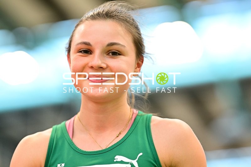 Athletin im Glaspalast Sindelfingen