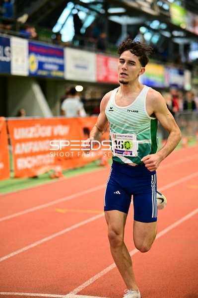 Läufer mit Startnummer 160