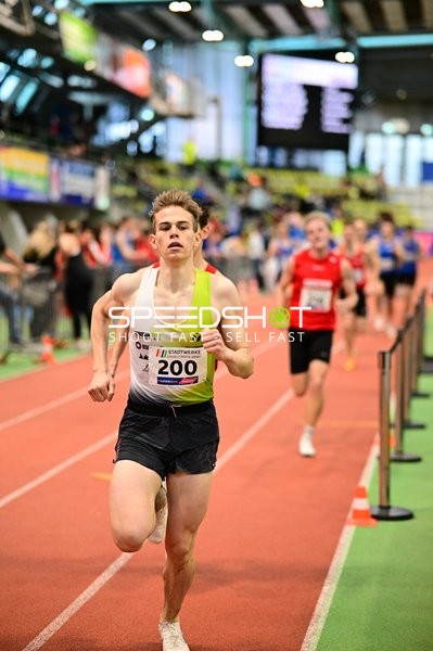 Startnummer 200 sprintet im Glaspalast