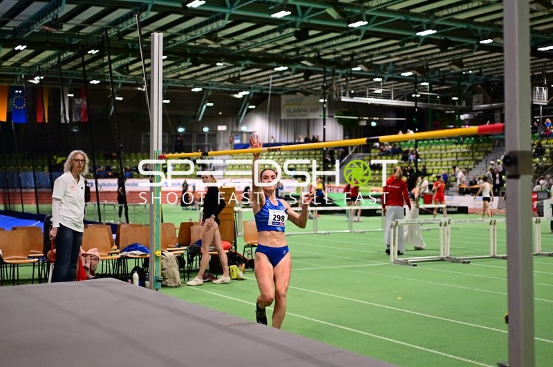 Athletin 298 beim Hochsprung