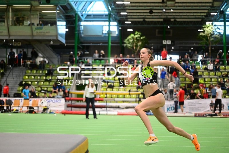 Startnummer 721 beim Weitsprung