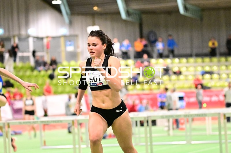 Startnummer 501 sprintet im Glaspalast