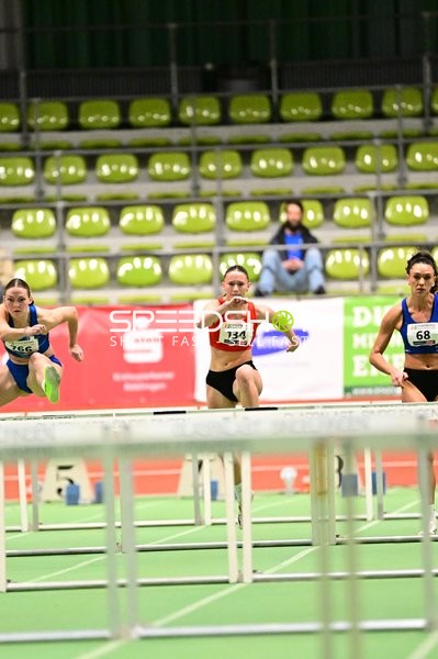 Hürdenlauf im Glaspalast