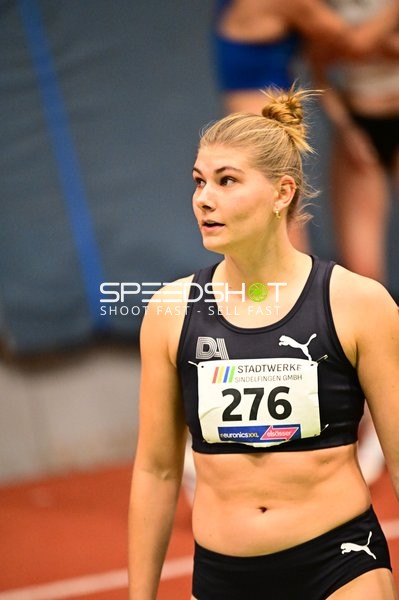 Athletin mit Startnummer 276