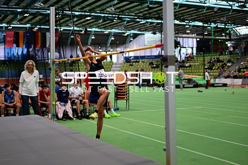 Startnummer 722 beim Hochsprung