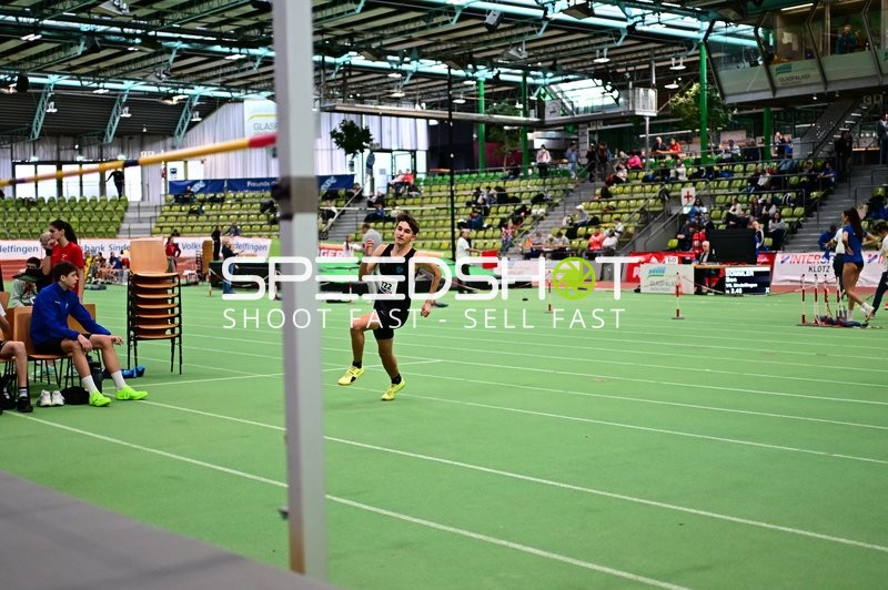 Athlet mit Startnummer 722 in Aktion