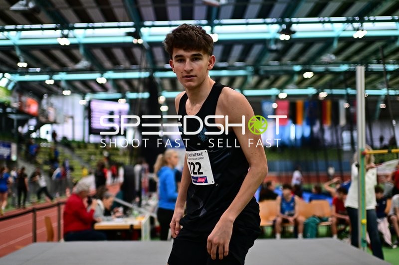 Athlet mit Startnummer 122