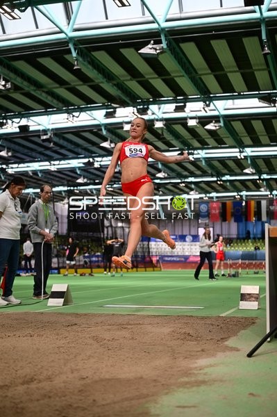 Weitsprung mit {594}