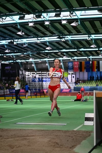 Startnummer 597 beim Weitsprung