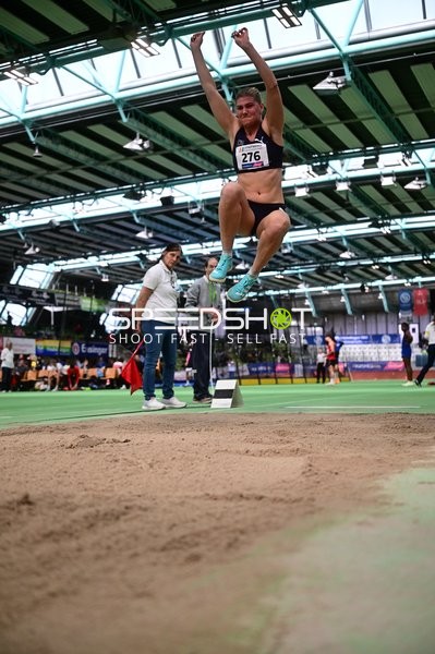 Startnummer 276 beim Weitsprung