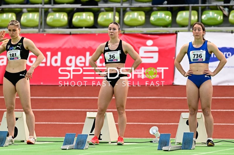 Athletinnen vor dem Start