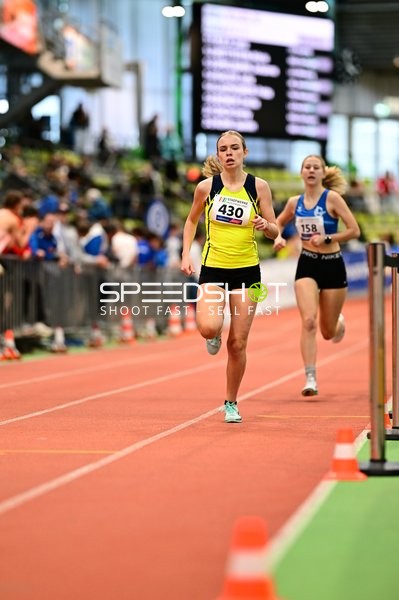 Startnummer 430 führt im Glaspalast