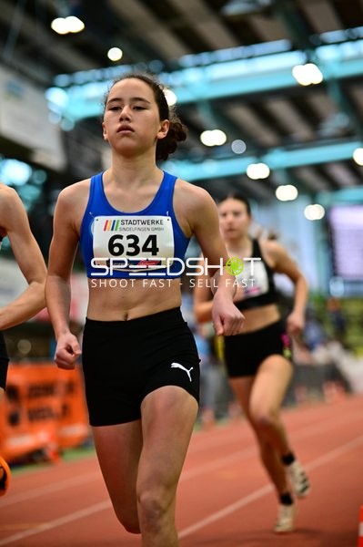 Startnummer 634 läuft im Glaspalast