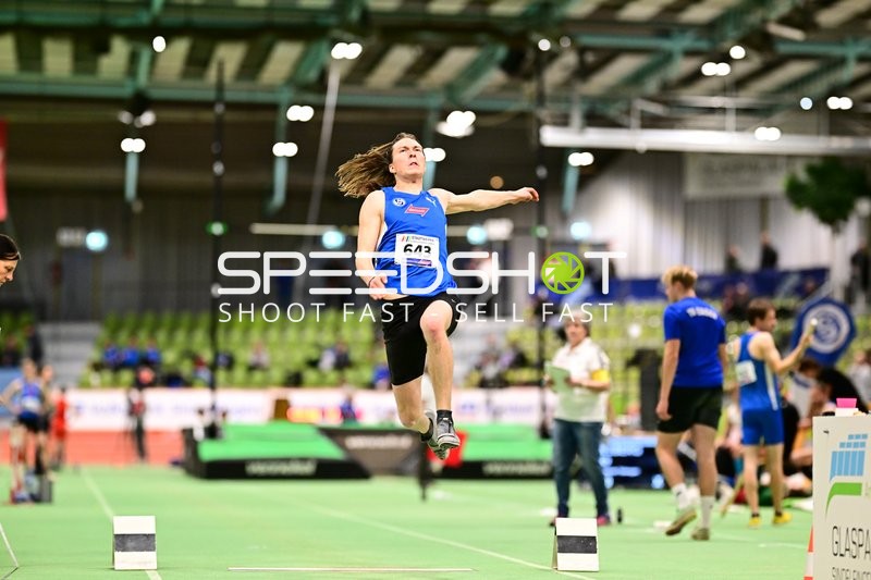 Startnummer 643 im Weitsprung