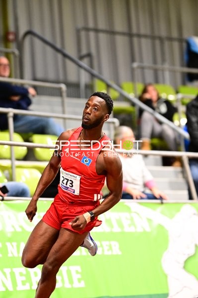 Athlet mit Startnummer 273 in Aktion