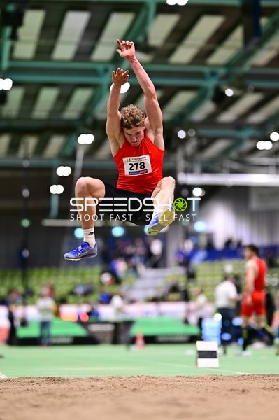 Startnummer 278 beim Weitsprung