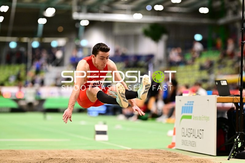 Startnummer 603 beim Weitsprung