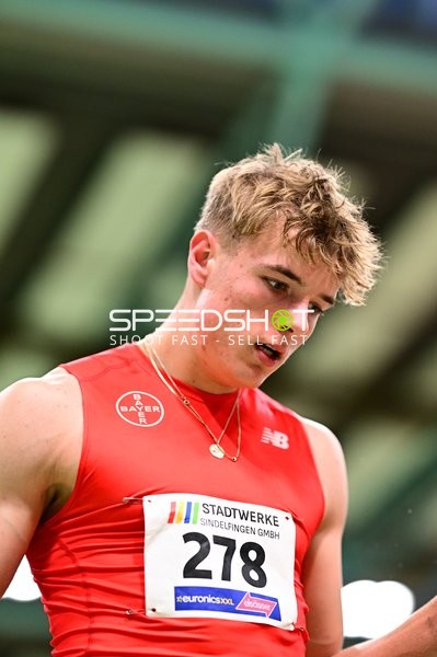 Athlet mit Startnummer 278 im Glaspalast