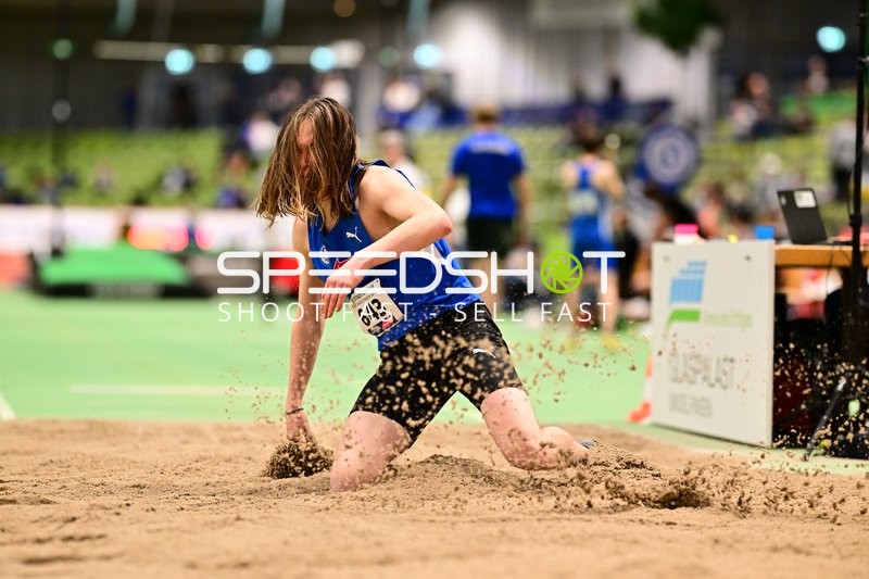 Startnummer 643 beim Weitsprung