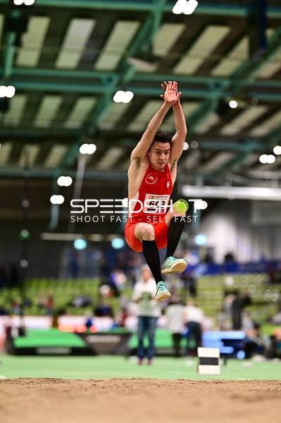 Startnummer 603 beim Weitsprung