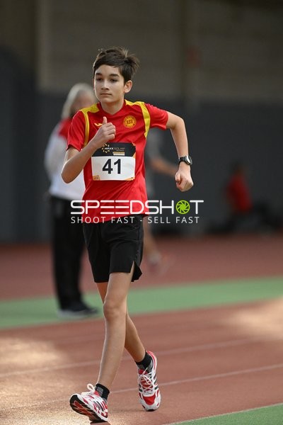 Athlet mit Startnummer 41 in Aktion