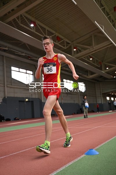 Athlet mit Startnummer 36 in Aktion