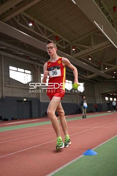 Athlet mit Startnummer 36 in Aktion