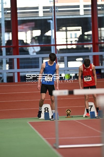 Athleten am Startblock in Erfurt