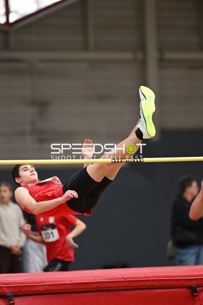 Athlet beim Hochsprung in Erfurt