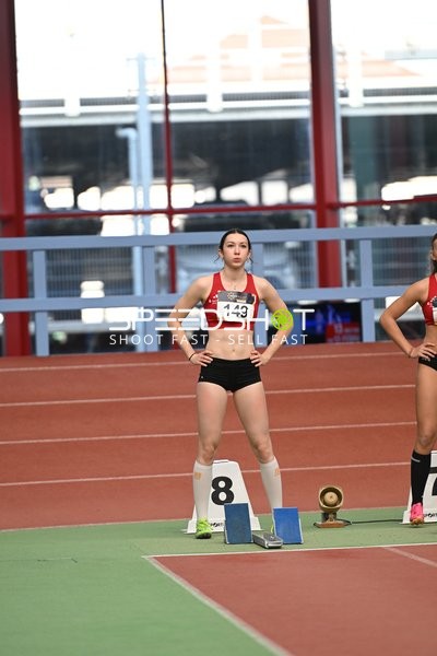 Athletin mit Startnummer 149 am Start