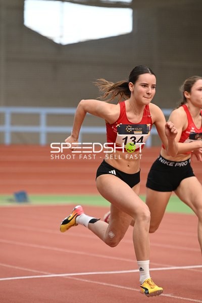 Athletinnen sprinten in Erfurt