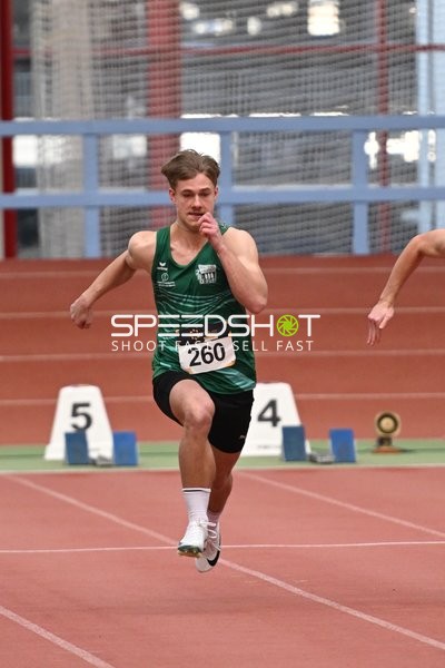 Athlet mit Startnummer 260 in Aktion