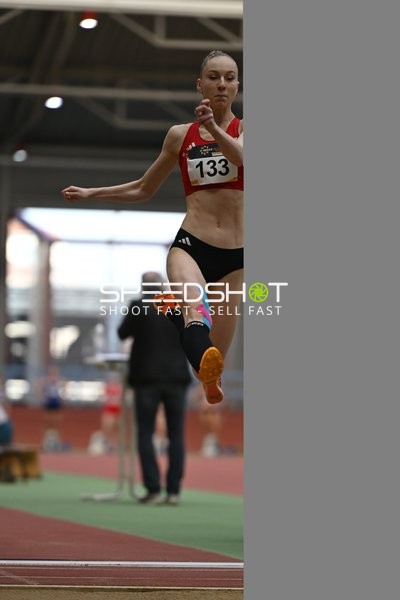 Startnummer 133 beim Sprung