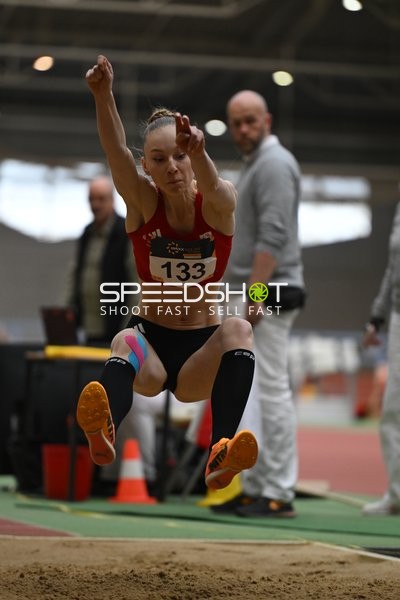 Weitsprung in Erfurt mit Startnummer 133