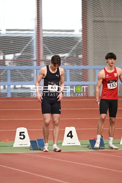 Athleten am Startblock in Erfurt