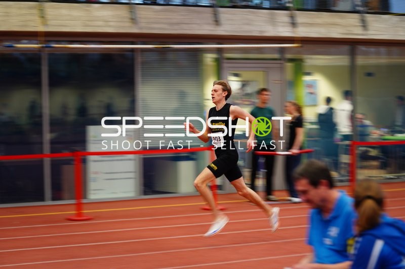 Athlet sprintet in Halle