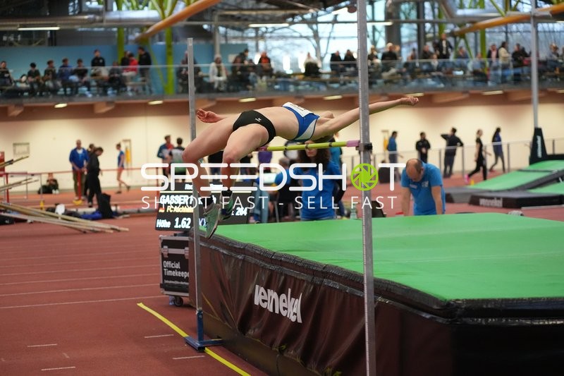 Athletin beim Hochsprung